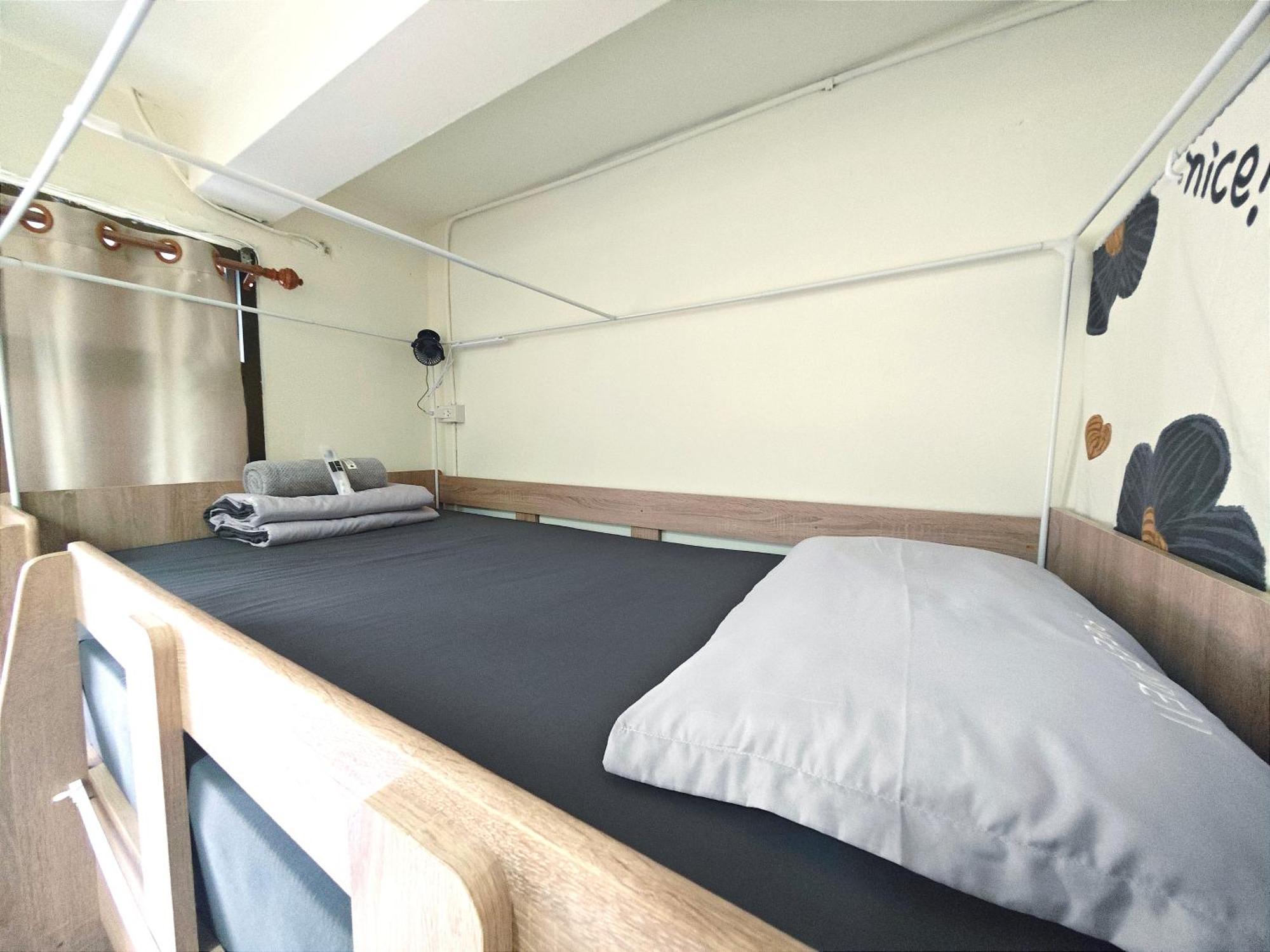 Panda Lodge Home Stay Bangkok Extérieur photo